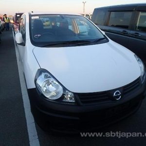 2013 NISSAN AD VAN (Stock #: UZ9740)