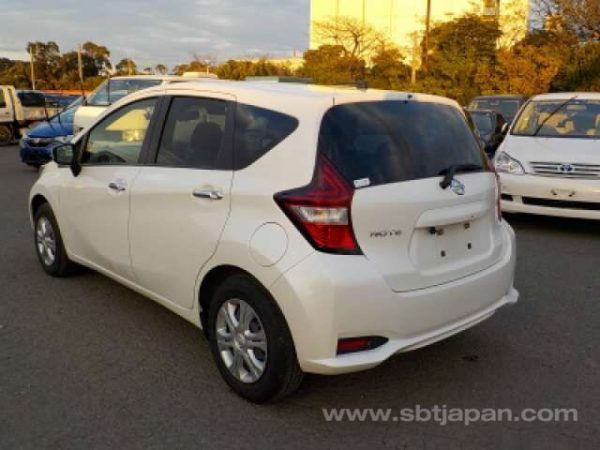 2017 NISSAN NOTE (Stock #: BV3266) - Image 4
