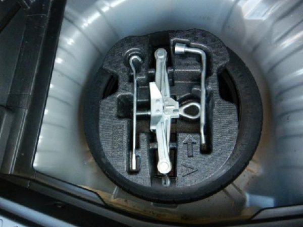 NISSAN NOTE (Stock #: DBY7928) - Image 5