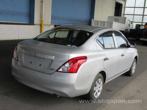 2013 NISSAN LATIO (Stock #: DJ0733) - Image 4