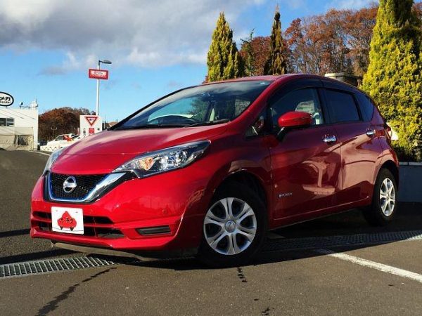 NISSAN NOTE (Stock #: DKX5742)