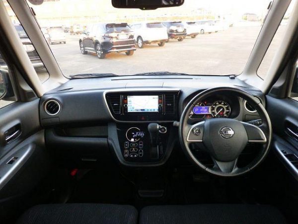 NISSAN DAYZ ROOX (Stock #: DLX8735) - Image 2