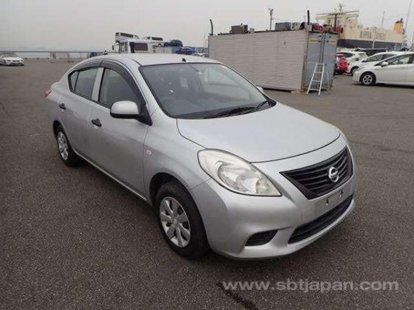 2013 NISSAN LATIO (Stock #: DP0020)