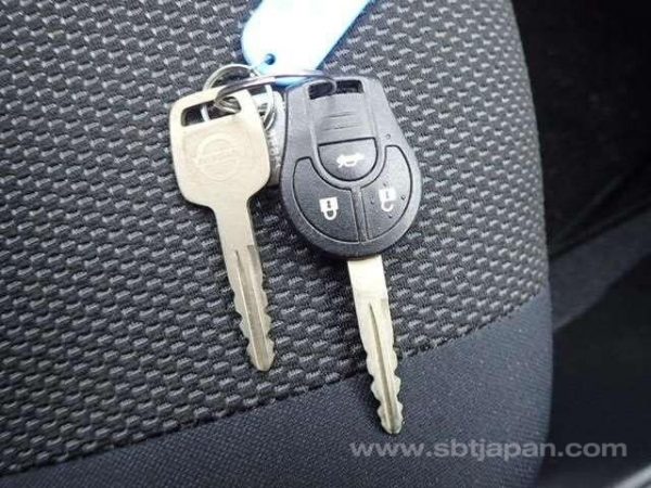 2013 NISSAN LATIO (Stock #: DP0020) - Image 9