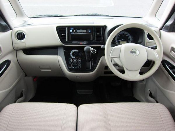 NISSAN DAYZ ROOX (Stock #: DRN5982) - Image 2