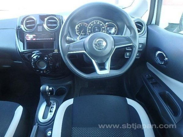 2017 NISSAN NOTE (Stock #: EE5504) - Image 11