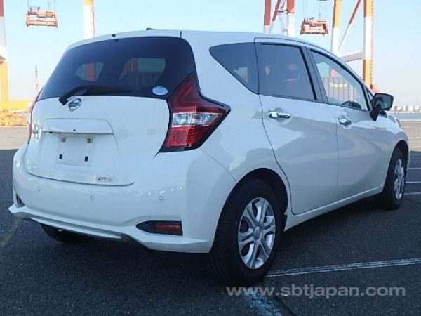 2017 NISSAN NOTE (Stock #: EE5504) - Image 4