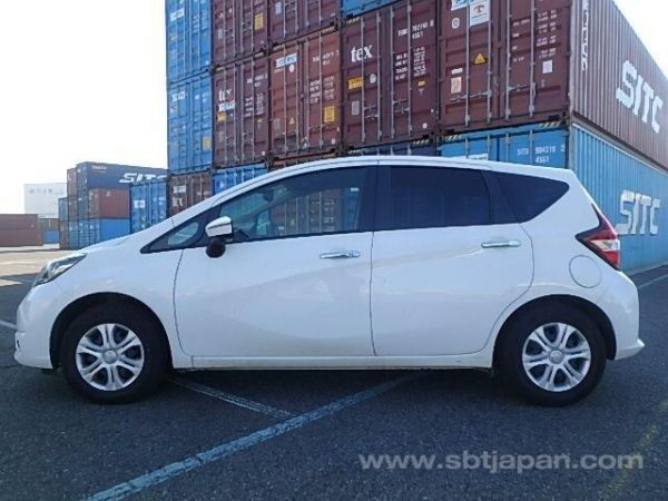 2017 NISSAN NOTE (Stock #: EE5504) - Image 9