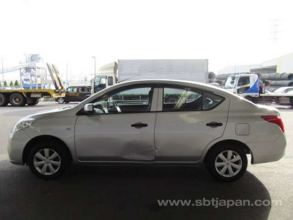 2014 NISSAN LATIO (Stock #: FG5991) - Image 6