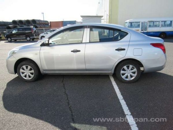 2014 NISSAN LATIO (Stock #: HM2230) - Image 5