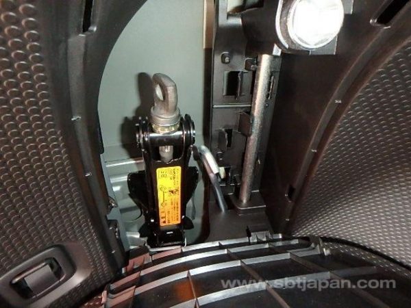 2016 NISSAN WINGROAD (Stock #: HM9717) - Image 19