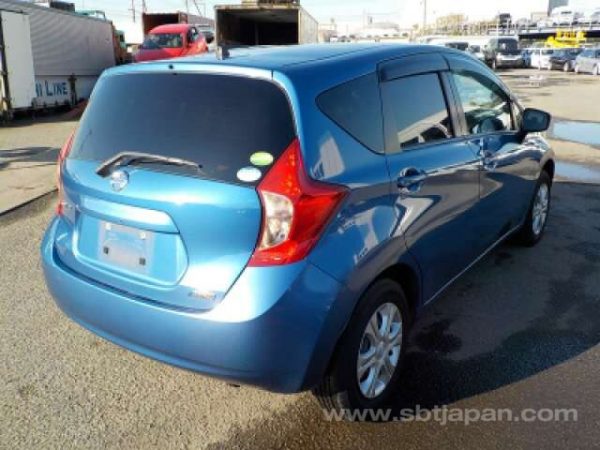 2015 NISSAN NOTE (Stock #: HU2516) - Image 4