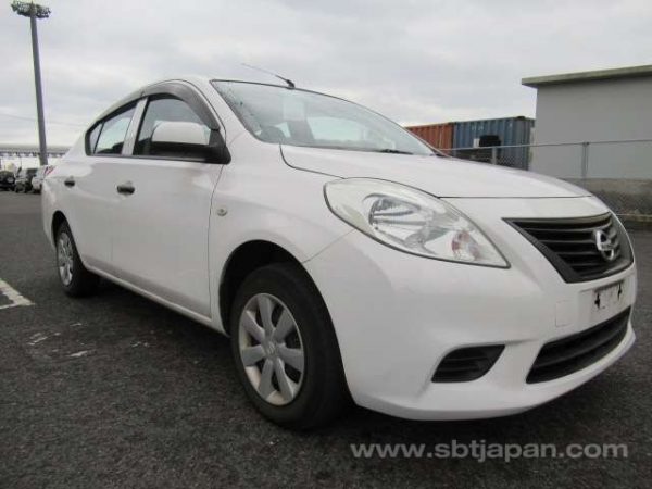 2014 NISSAN LATIO (Stock #: HZ5640)