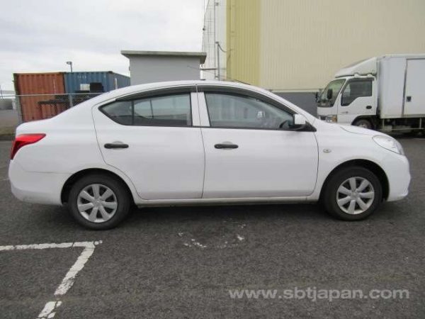 2014 NISSAN LATIO (Stock #: HZ5640) - Image 5