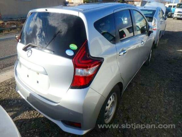 2017 NISSAN NOTE (Stock #: IW4638) - Image 5