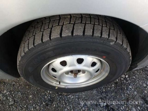 2017 NISSAN NOTE (Stock #: IW4638) - Image 6