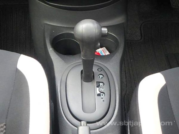 2017 NISSAN NOTE (Stock #: JH2692) - Image 11