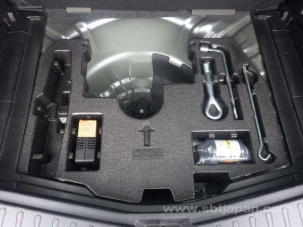 2017 NISSAN NOTE (Stock #: KG8994) - Image 9