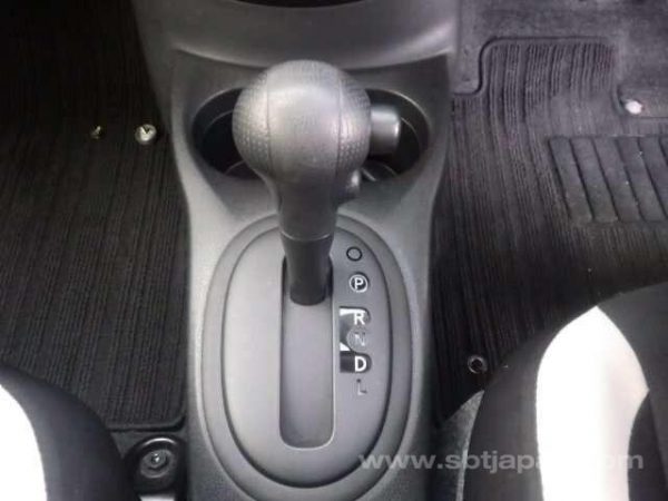 2017 NISSAN NOTE (Stock #: KO8166) - Image 13