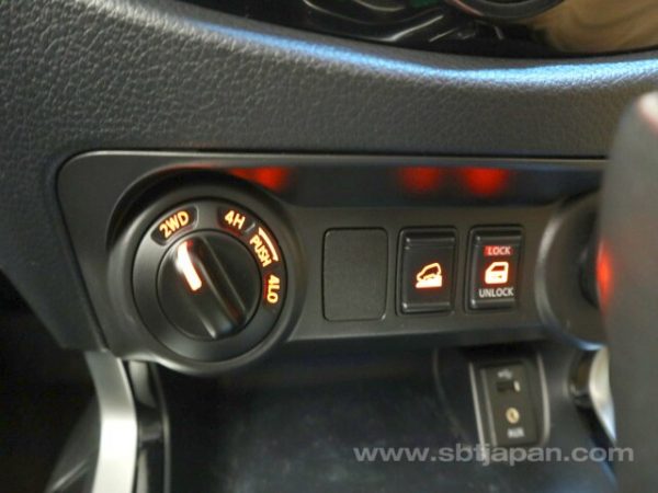 NISSAN NAVARA (Stock #: KY9982) - Image 18