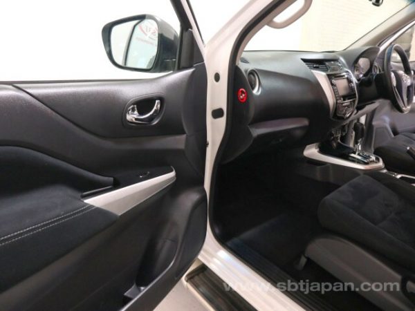 NISSAN NAVARA (Stock #: KY9982) - Image 9