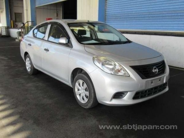 2014 NISSAN LATIO (Stock #: LO1135)