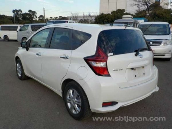 2017 NISSAN NOTE (Stock #: ML9179) - Image 4