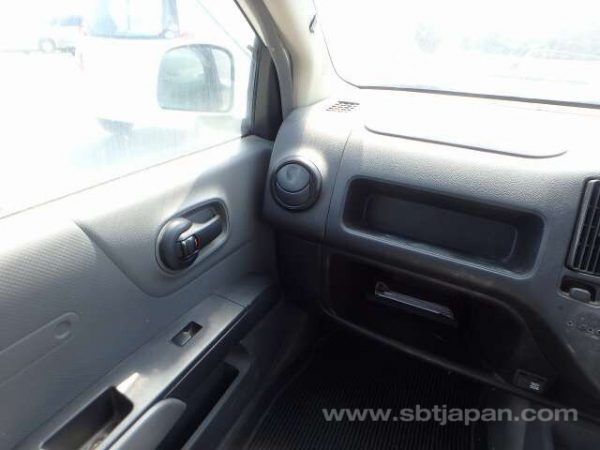 2014 NISSAN AD VAN (Stock #: PY5204) - Image 12