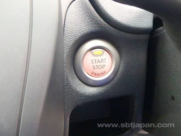 2017 NISSAN NOTE (Stock #: QC9763) - Image 16