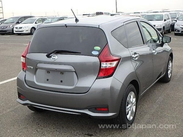 2017 NISSAN NOTE (Stock #: QC9763) - Image 4
