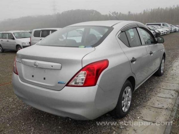 2014 NISSAN LATIO (Stock #: RB0162) - Image 4