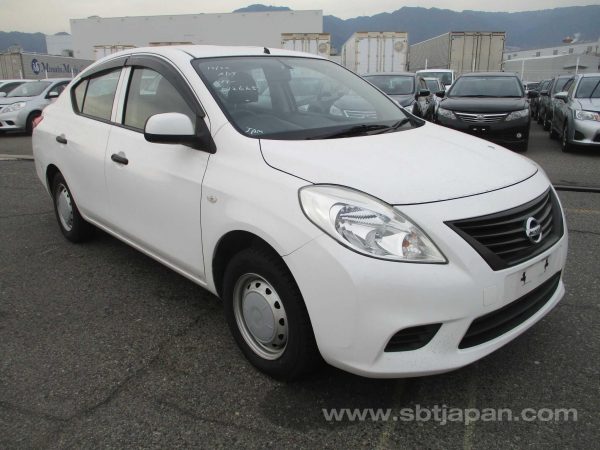 2014 NISSAN LATIO (Stock #: RQ9385)
