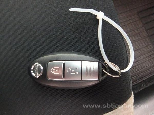 2017 NISSAN NOTE (Stock #: TA5846) - Image 17