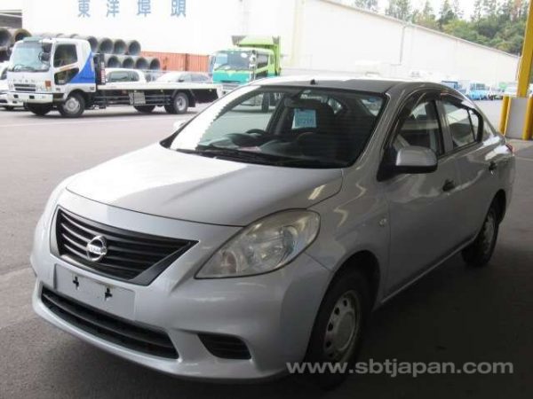 2013 NISSAN LATIO (Stock #: UZ0537) - Image 2