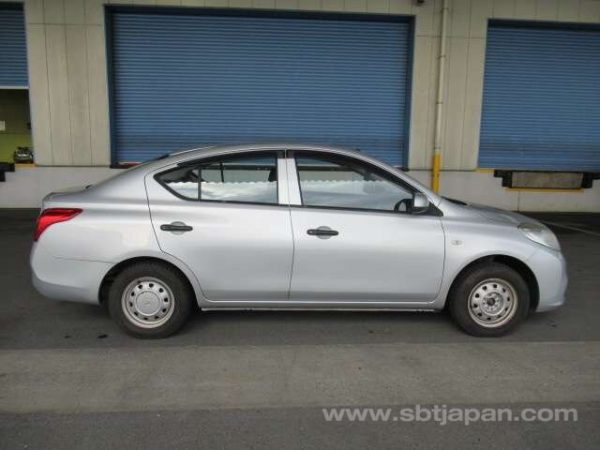 2013 NISSAN LATIO (Stock #: UZ0537) - Image 5