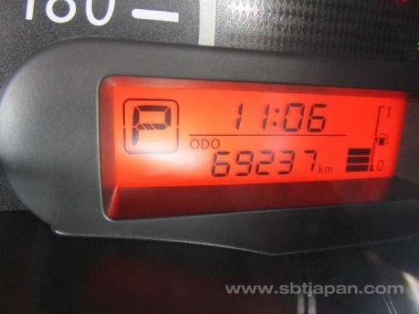 2016 NISSAN MARCH (Stock #: VO0304) - Image 9