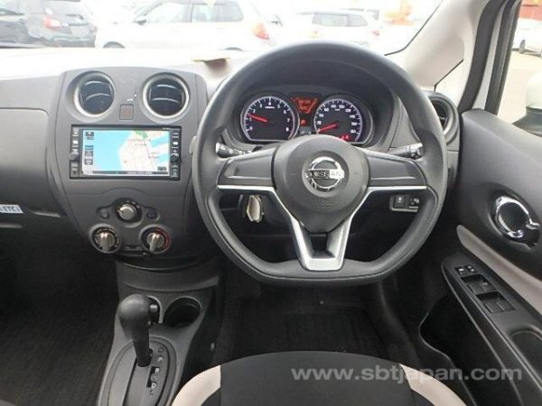 2017 NISSAN NOTE (Stock #: WR0961) - Image 11