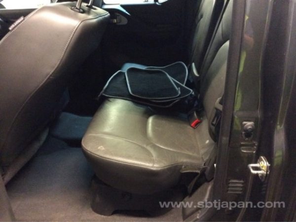 2015 NISSAN NAVARA (Stock #: WU6042) - Image 4