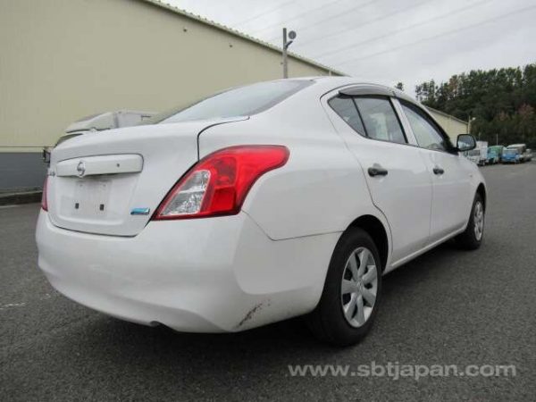 2014 NISSAN LATIO (Stock #: YI1443) - Image 4