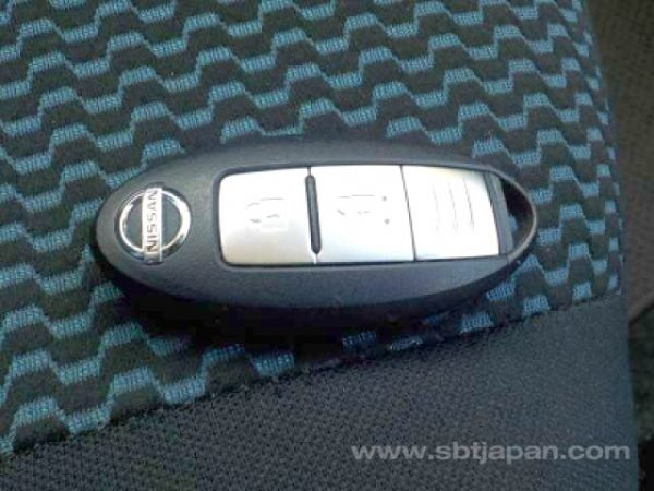 2016 NISSAN NOTE (Stock #: ZK1249) - Image 23