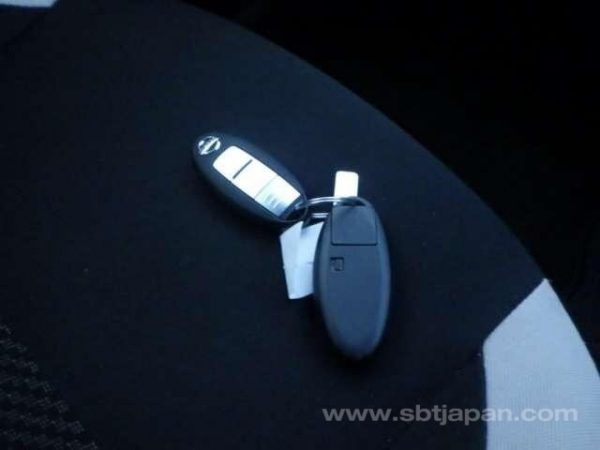 2017 NISSAN NOTE (Stock #: ZQ0818) - Image 14