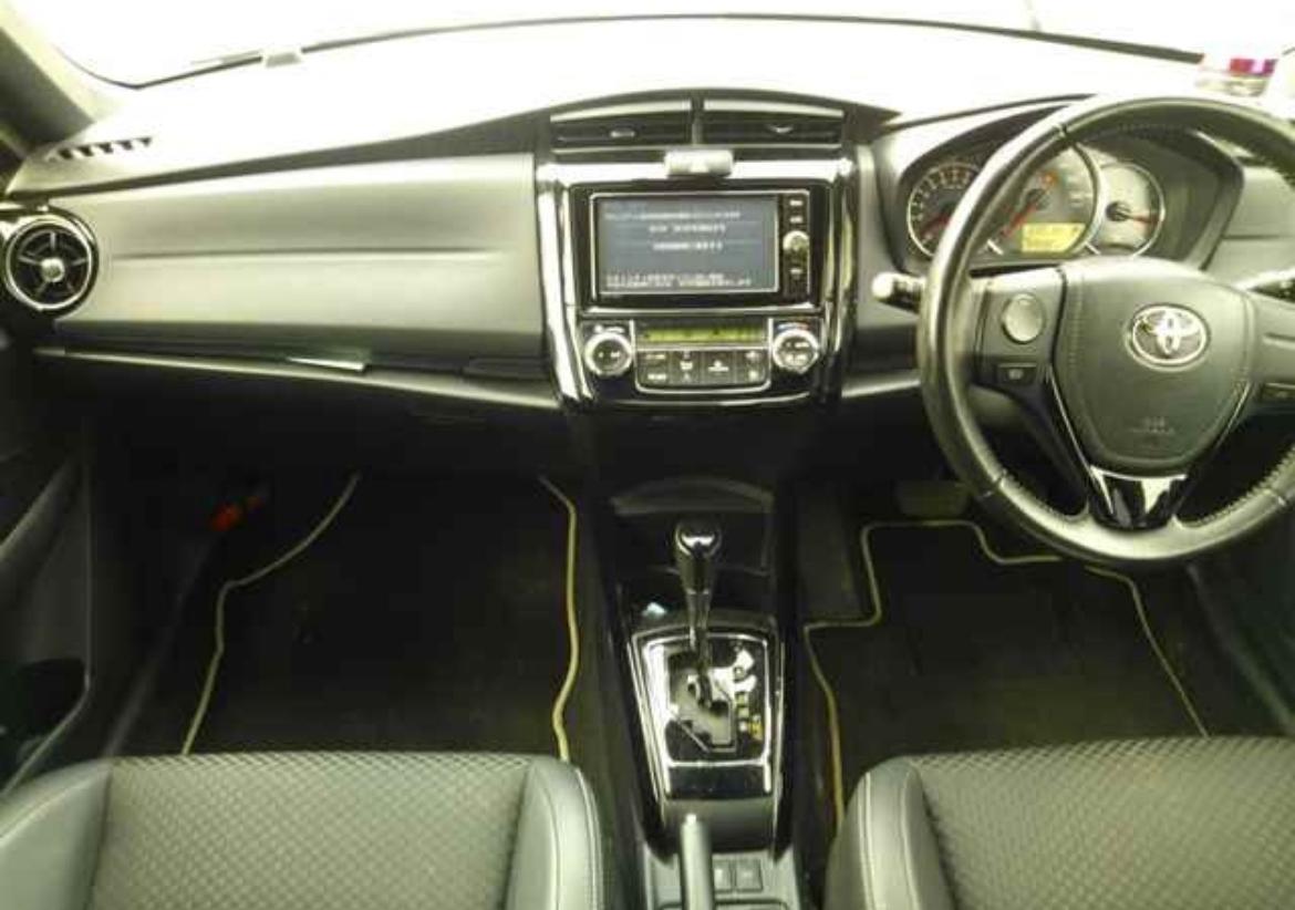 TOYOTA COROLLA FIELDER