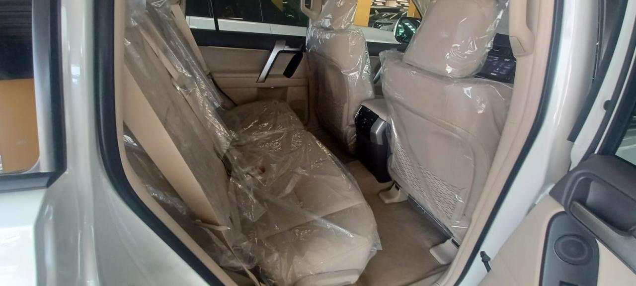 TOYOTA LANDCRUISER PRADO