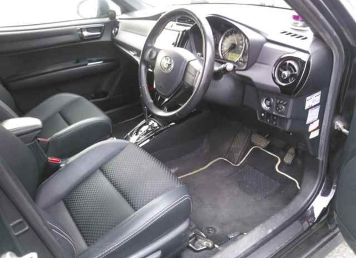 TOYOTA COROLLA FIELDER