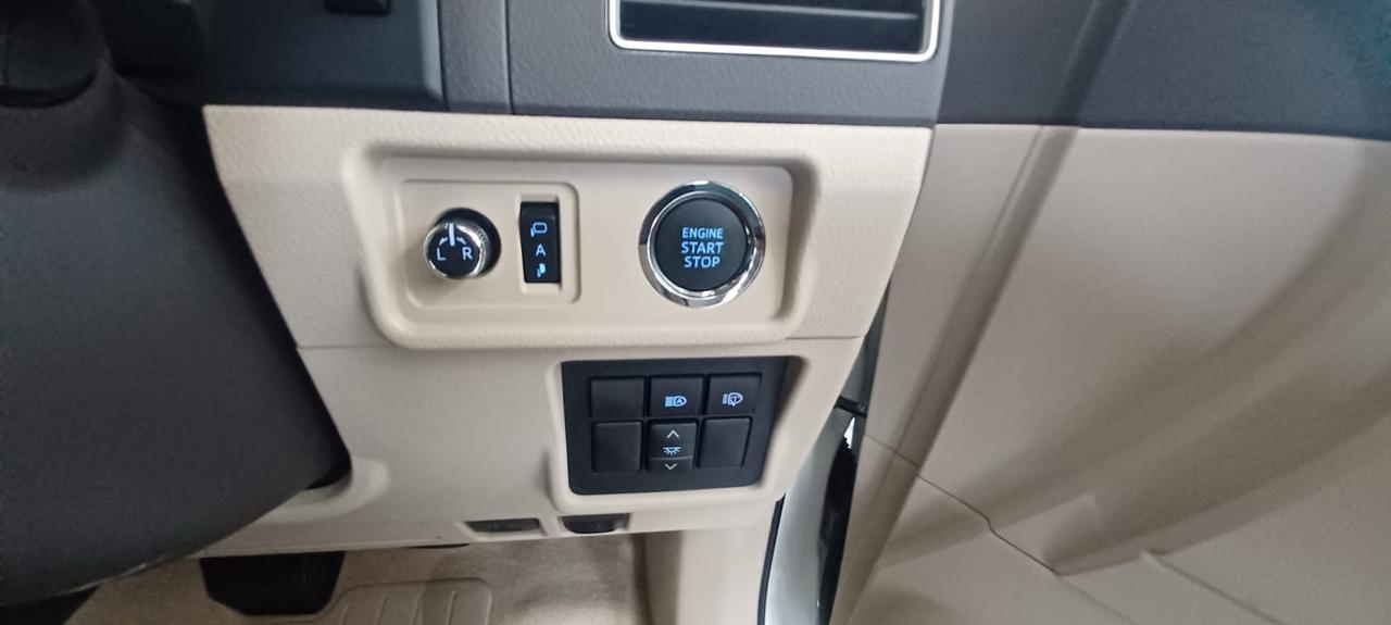 TOYOTA LANDCRUISER PRADO